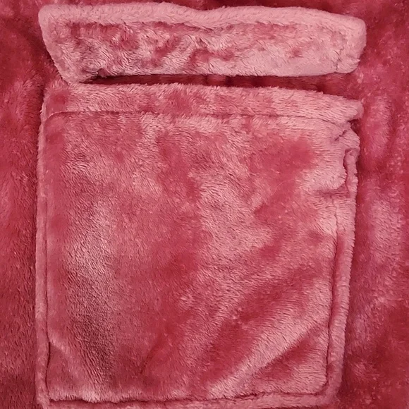 Derek Heart Fuzzy Cargo Pants - Picture 4 of 8